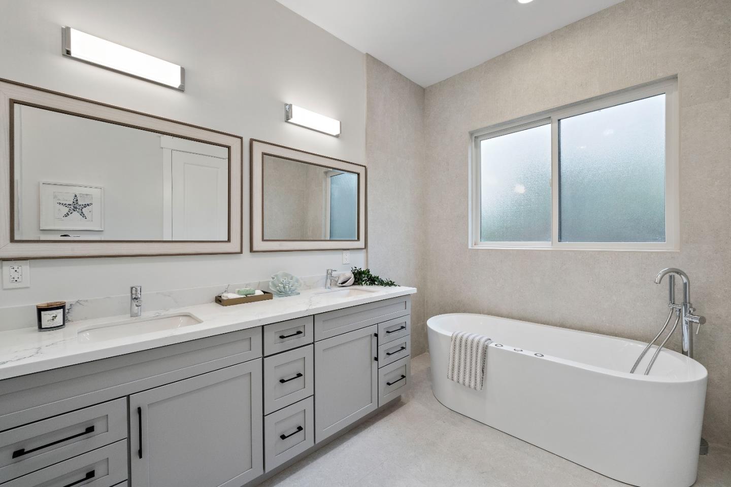 Detail Gallery Image 55 of 74 For 18823 Casa Blanca Ln, Saratoga,  CA 95070 - 5 Beds | 4/1 Baths