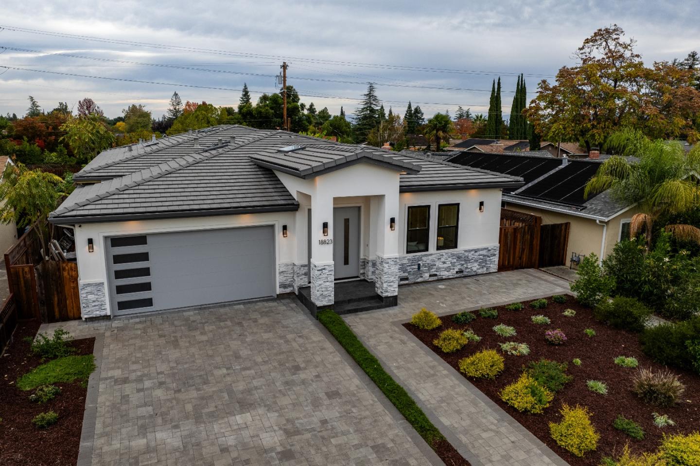 Detail Gallery Image 68 of 74 For 18823 Casa Blanca Ln, Saratoga,  CA 95070 - 5 Beds | 4/1 Baths