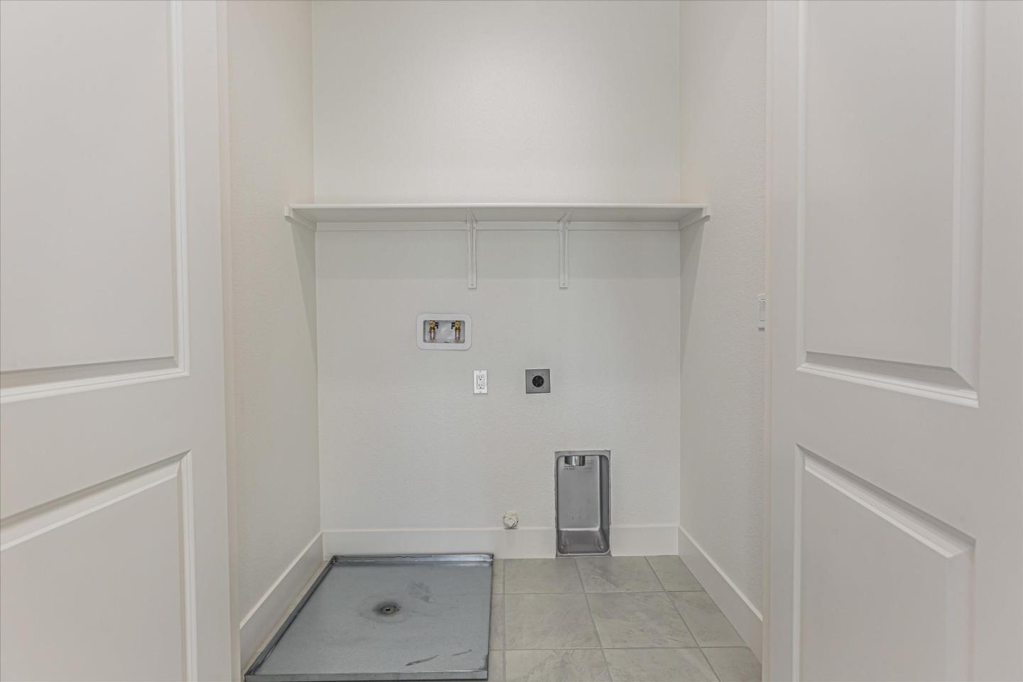 Detail Gallery Image 18 of 23 For 6008 Sunglow Ter, San Ramon,  CA 94583 - 3 Beds | 3/1 Baths