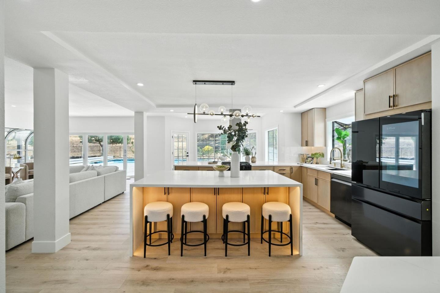 Detail Gallery Image 21 of 65 For 6650 Johnston Rd, Pleasanton,  CA 94588 - 6 Beds | 3/1 Baths