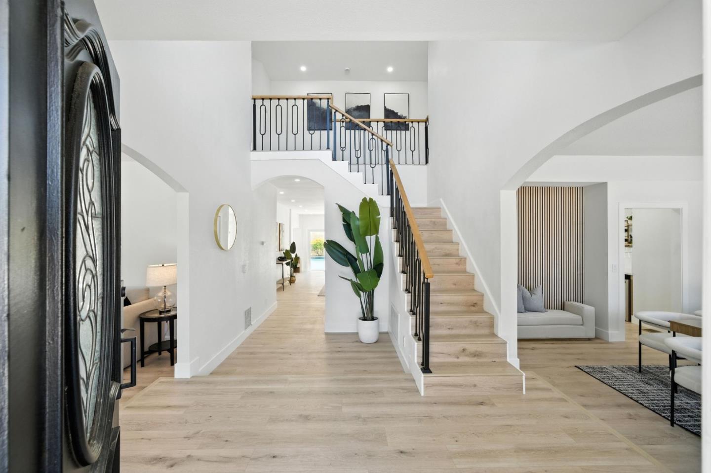 Detail Gallery Image 5 of 65 For 6650 Johnston Rd, Pleasanton,  CA 94588 - 6 Beds | 3/1 Baths