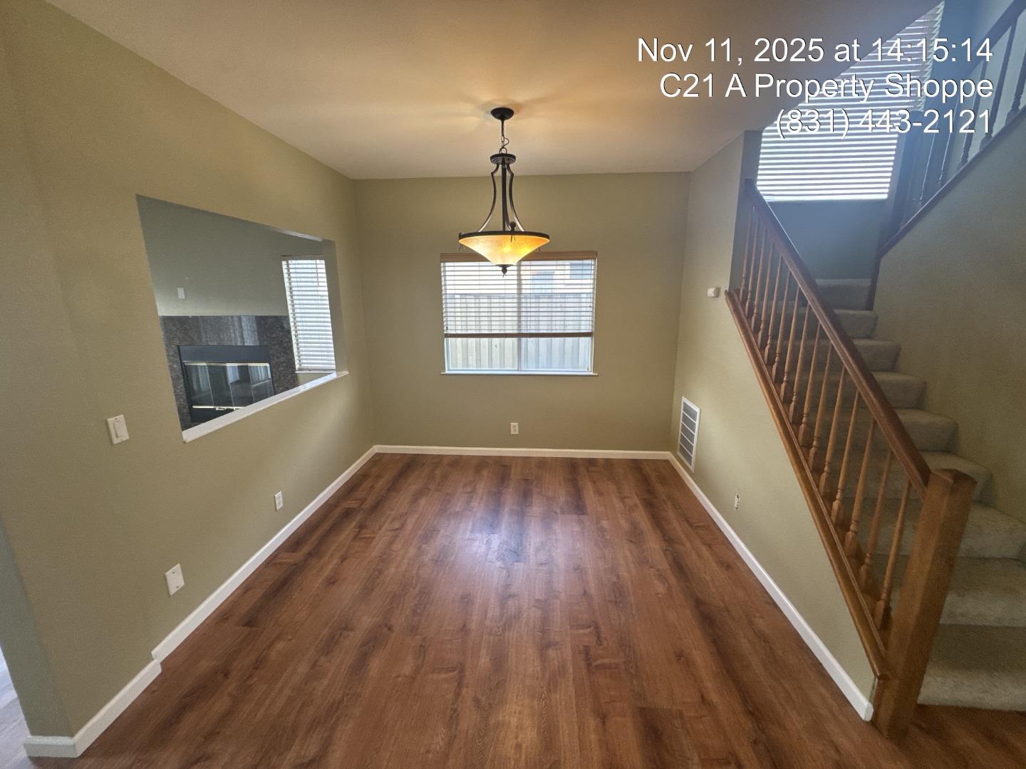 Detail Gallery Image 5 of 9 For 26438 Honor Ln, Salinas,  CA 93908 - 3 Beds | 2/1 Baths