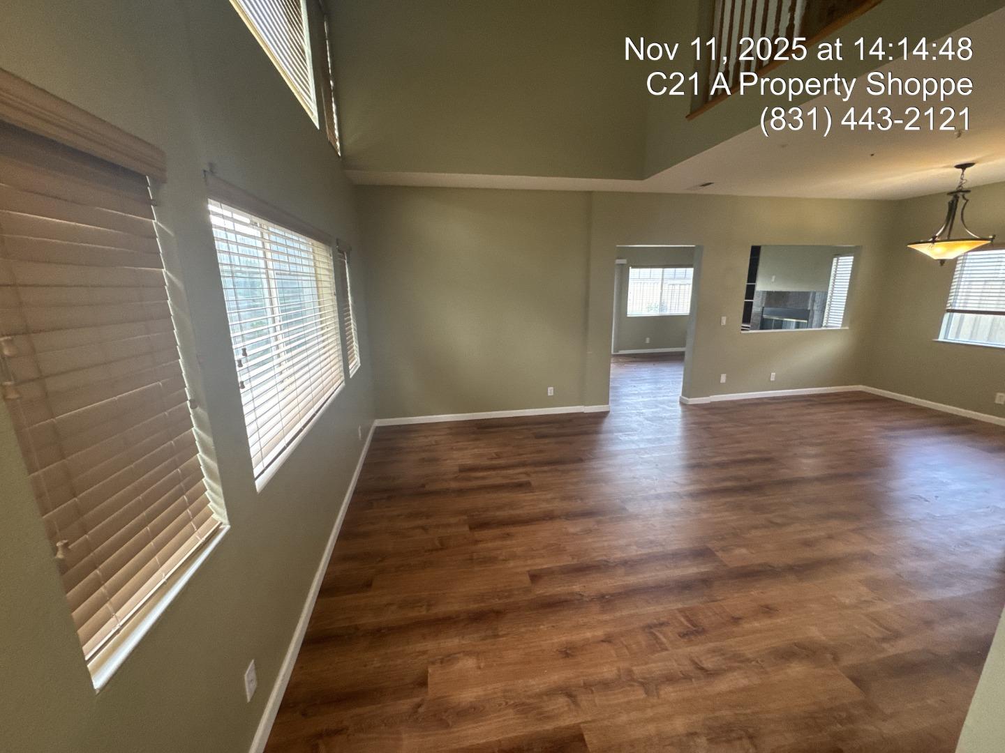 Detail Gallery Image 7 of 9 For 26438 Honor Ln, Salinas,  CA 93908 - 3 Beds | 2/1 Baths