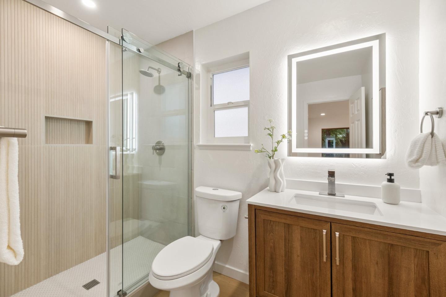 Detail Gallery Image 17 of 40 For 1070 Mercedes Ave #24,  Los Altos,  CA 94022 - 2 Beds | 2 Baths