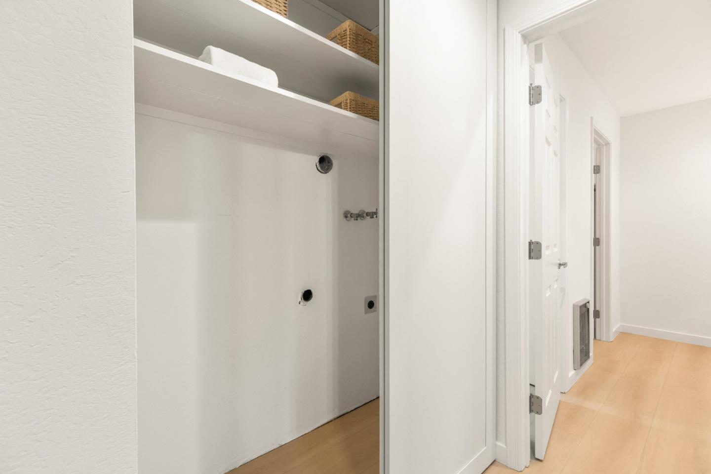 Detail Gallery Image 24 of 40 For 1070 Mercedes Ave #24,  Los Altos,  CA 94022 - 2 Beds | 2 Baths