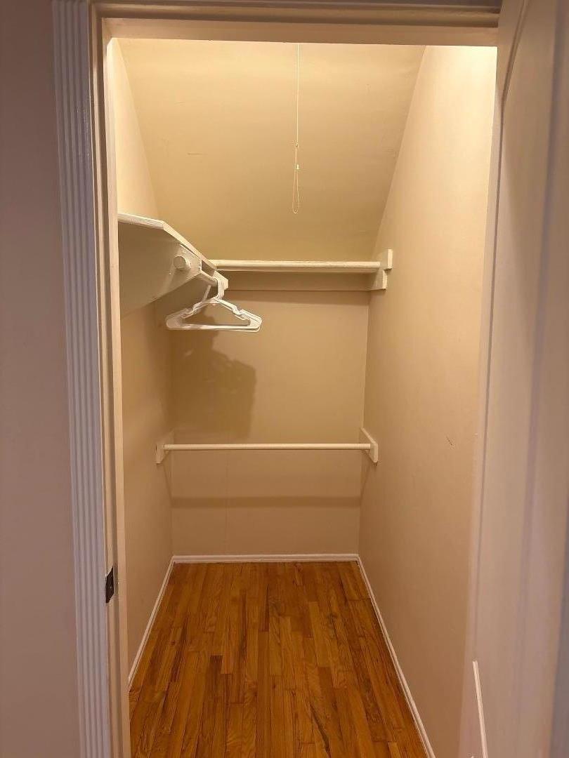 Detail Gallery Image 29 of 31 For 11719 Mayfield Ave Apt 1,  Los Angeles,  CA 90049 - 2 Beds | 1 Baths