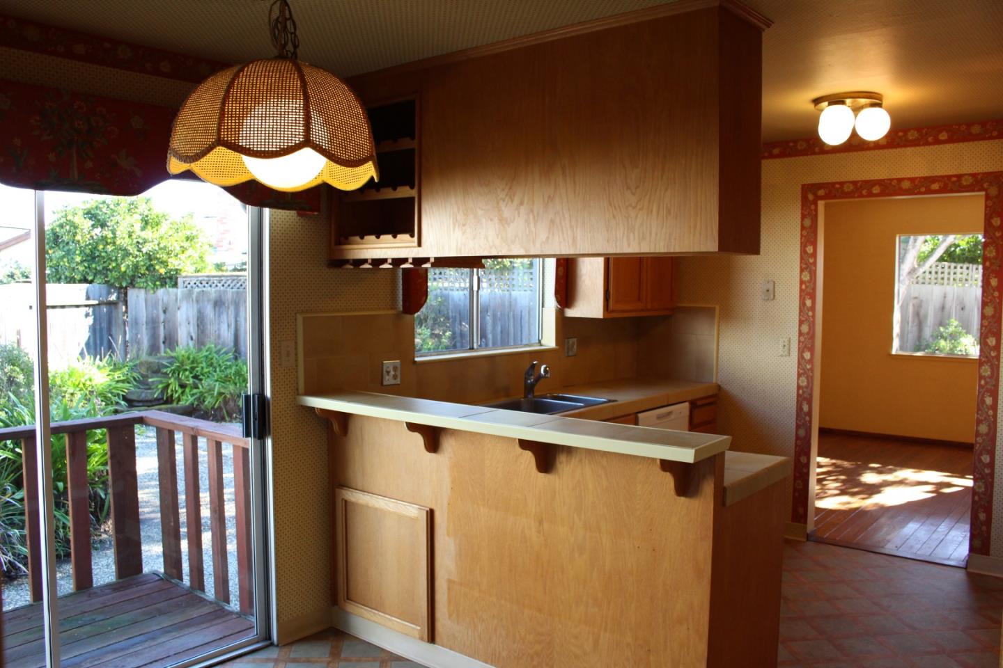 Detail Gallery Image 7 of 15 For 738 Cynthia Ct, Watsonville,  CA 95076 - 2 Beds | 2 Baths