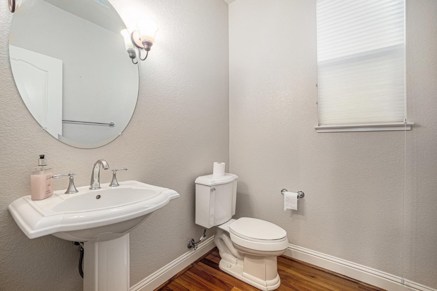 Detail Gallery Image 18 of 53 For 1964 Finger Peak Way, Antioch,  CA 94531 - 5 Beds | 5/1 Baths