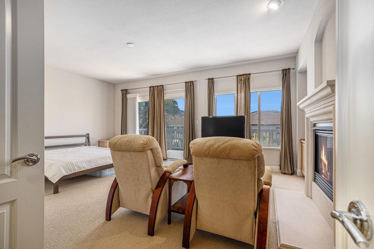 Detail Gallery Image 21 of 53 For 1964 Finger Peak Way, Antioch,  CA 94531 - 5 Beds | 5/1 Baths