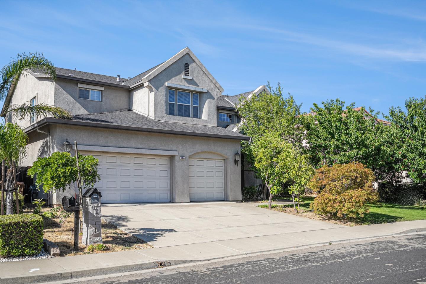 Detail Gallery Image 49 of 53 For 1964 Finger Peak Way, Antioch,  CA 94531 - 5 Beds | 5/1 Baths