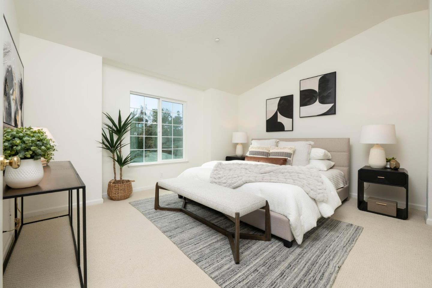 Detail Gallery Image 13 of 23 For 106 Camerota Way, Redwood Shores,  CA 94065 - 3 Beds | 2/1 Baths