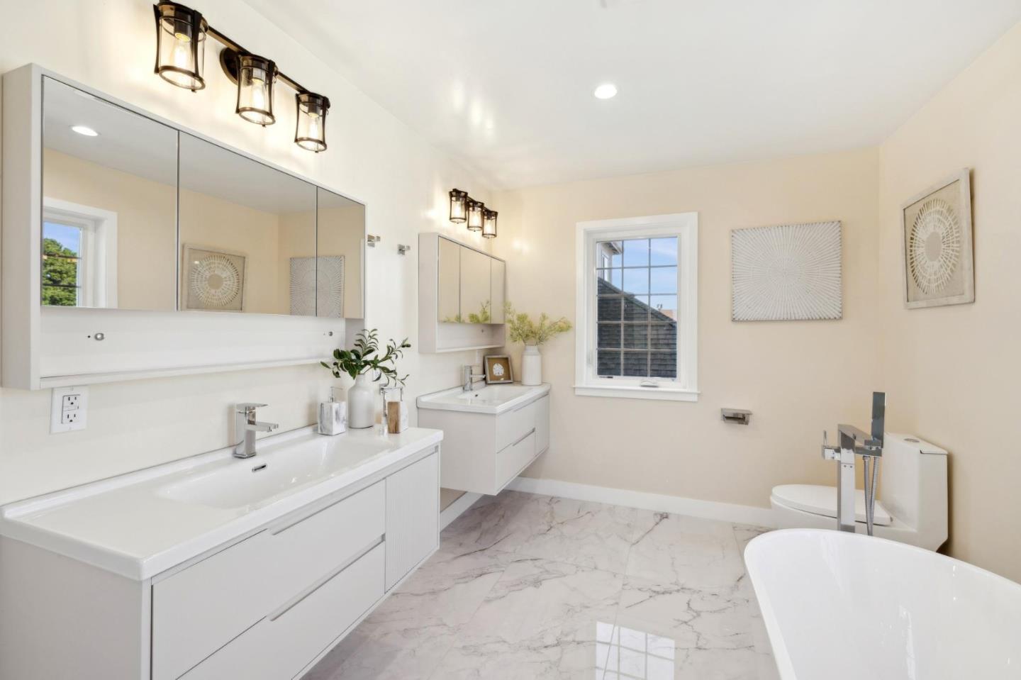 Detail Gallery Image 24 of 45 For 121 S Fremont St, San Mateo,  CA 94401 - 4 Beds | 5 Baths