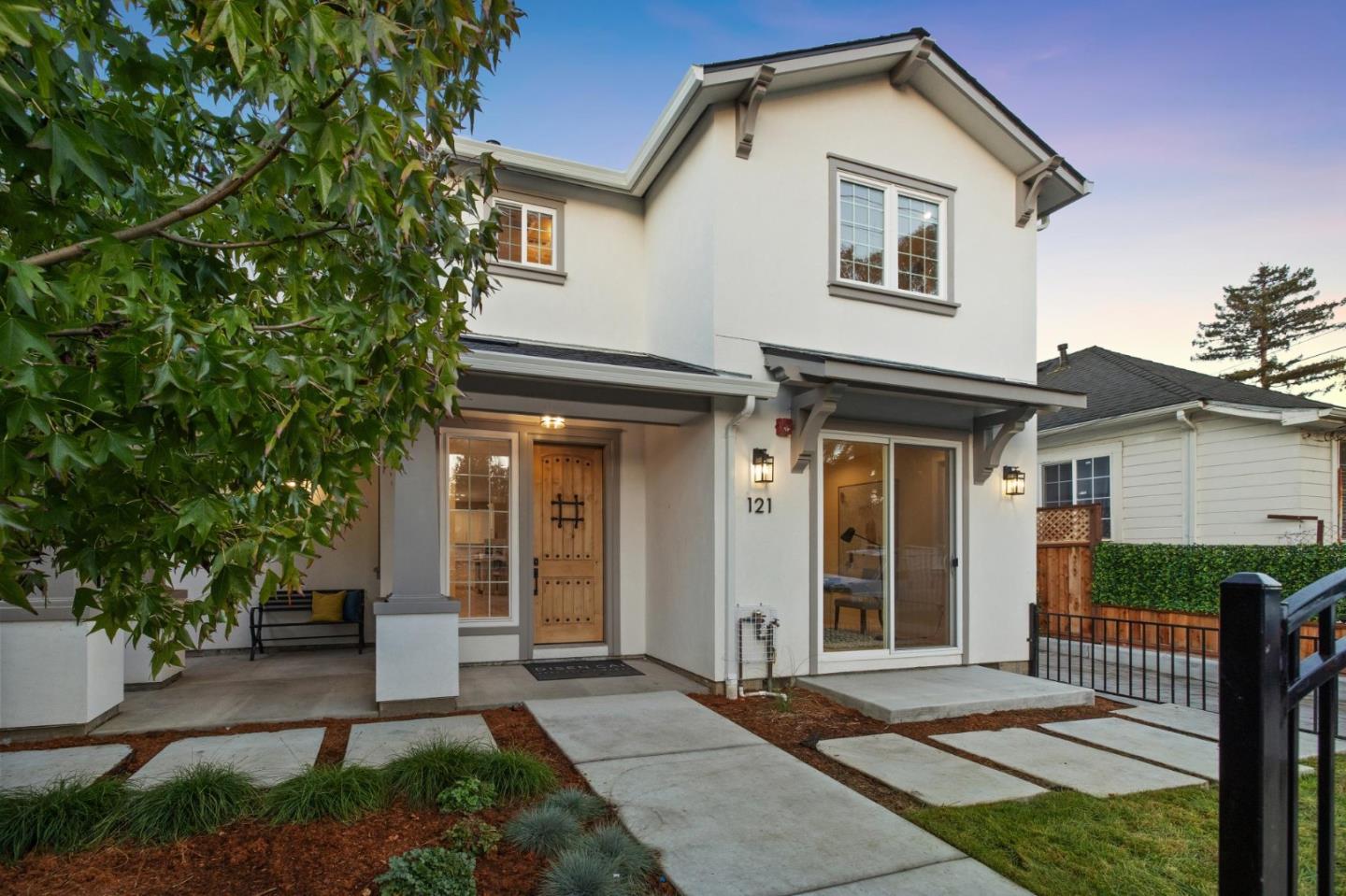 Detail Gallery Image 3 of 45 For 121 S Fremont St, San Mateo,  CA 94401 - 4 Beds | 5 Baths