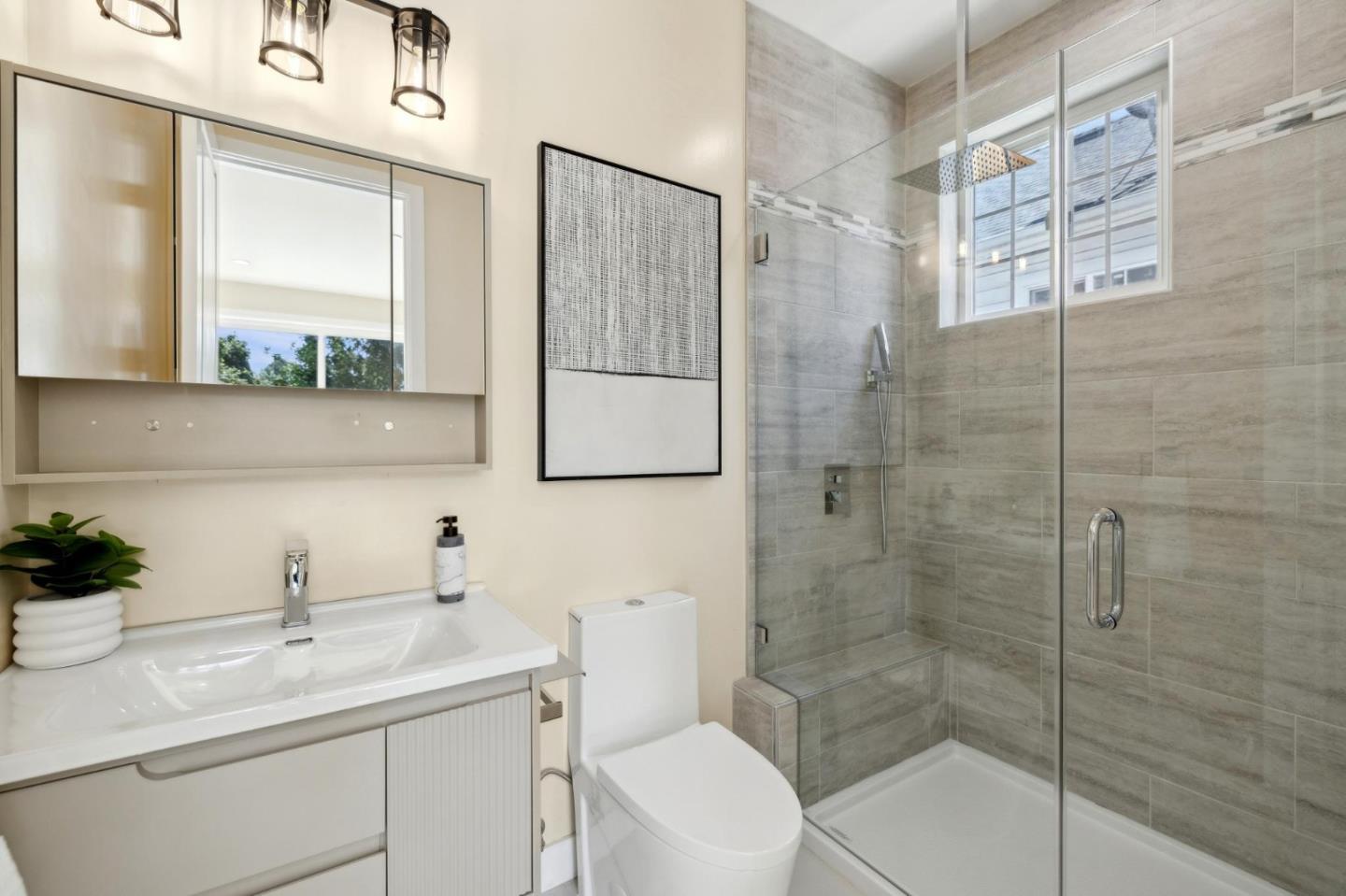 Detail Gallery Image 38 of 45 For 121 S Fremont St, San Mateo,  CA 94401 - 4 Beds | 5 Baths