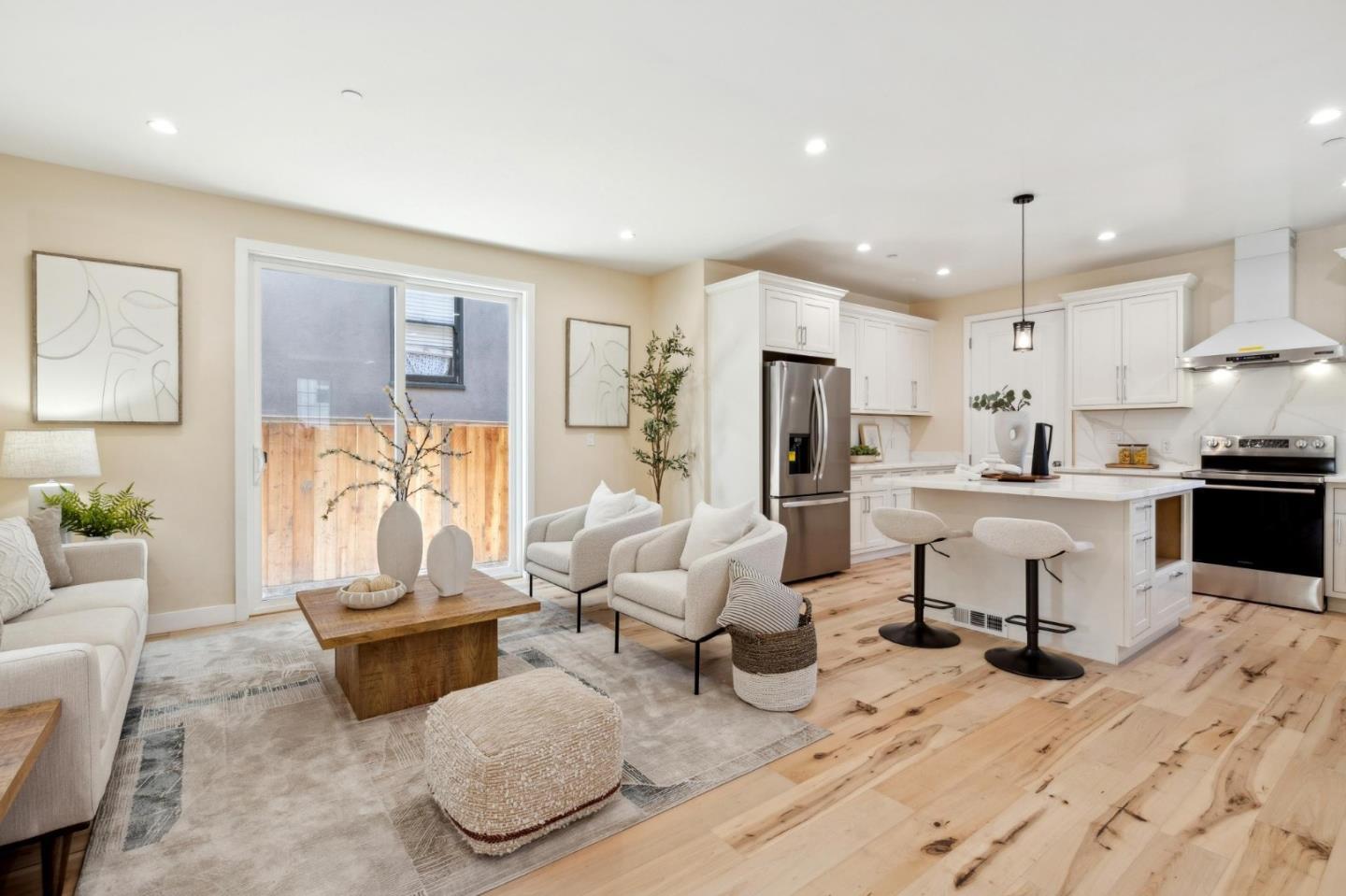 Detail Gallery Image 4 of 45 For 121 S Fremont St, San Mateo,  CA 94401 - 4 Beds | 5 Baths