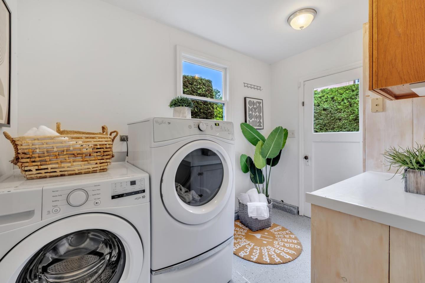 Detail Gallery Image 52 of 79 For 330 30th Ave, San Mateo,  CA 94403 - 4 Beds | 4 Baths