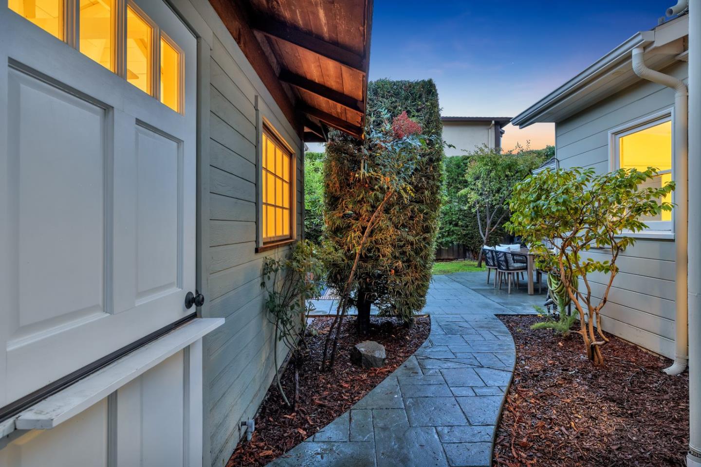 Detail Gallery Image 68 of 79 For 330 30th Ave, San Mateo,  CA 94403 - 4 Beds | 4 Baths