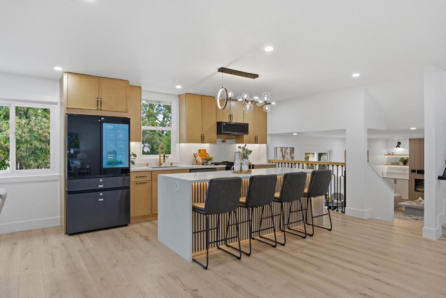 Detail Gallery Image 14 of 50 For 422 Liquidambar Way, Sunnyvale,  CA 94086 - 4 Beds | 2/1 Baths