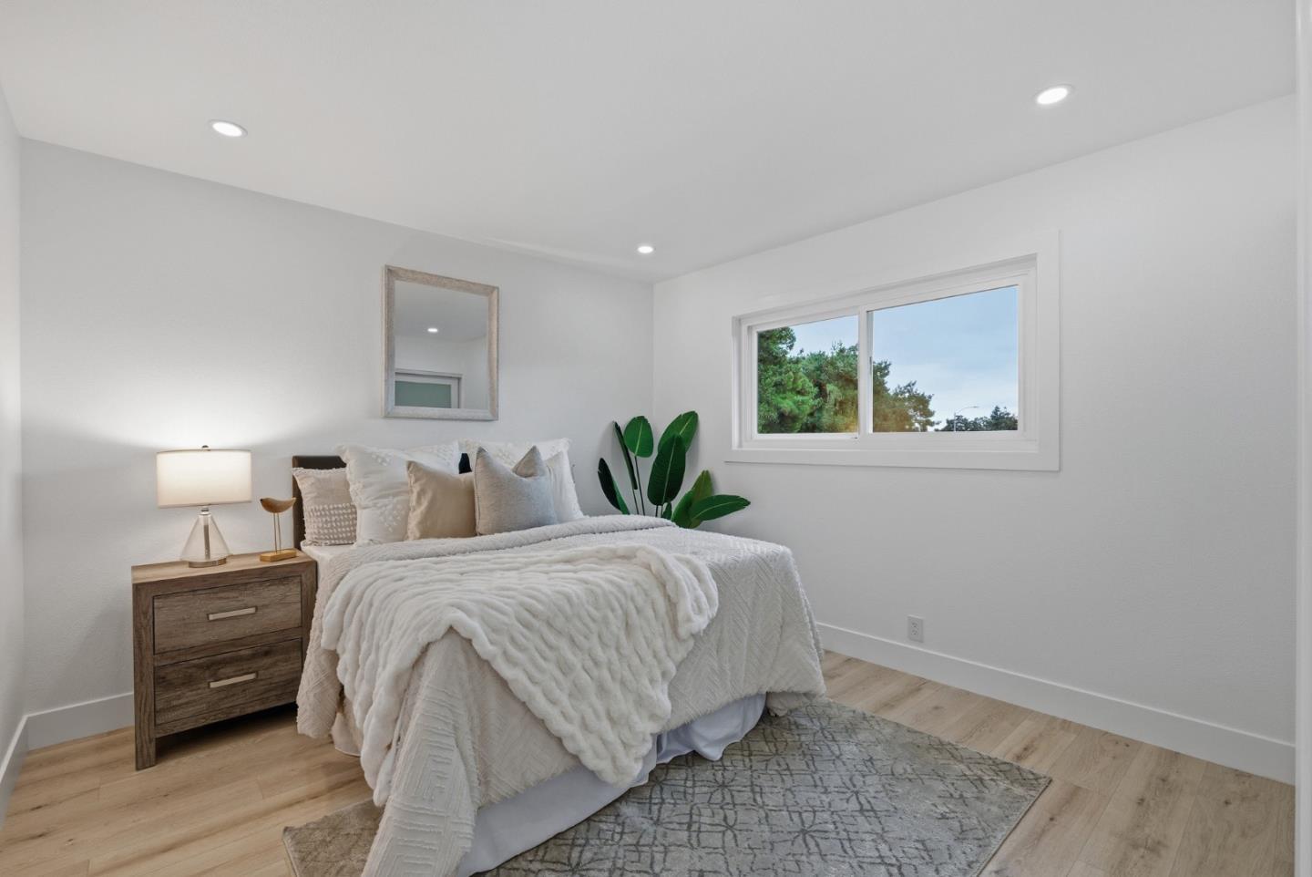 Detail Gallery Image 24 of 50 For 422 Liquidambar Way, Sunnyvale,  CA 94086 - 4 Beds | 2/1 Baths