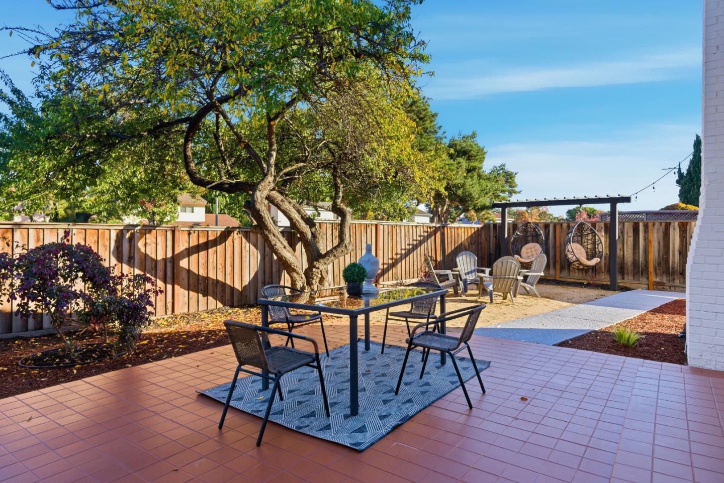 Detail Gallery Image 37 of 50 For 422 Liquidambar Way, Sunnyvale,  CA 94086 - 4 Beds | 2/1 Baths