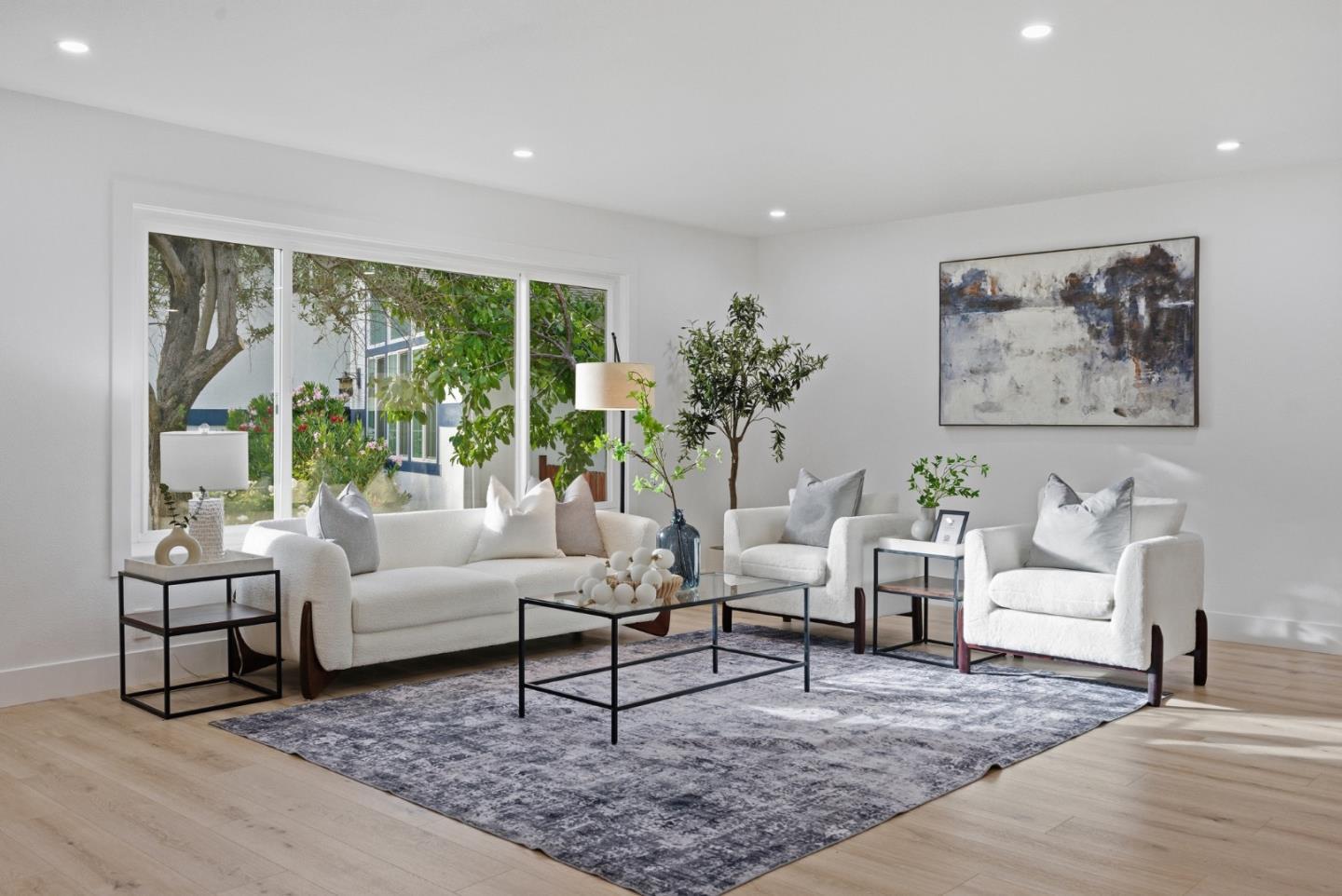 Detail Gallery Image 4 of 50 For 422 Liquidambar Way, Sunnyvale,  CA 94086 - 4 Beds | 2/1 Baths