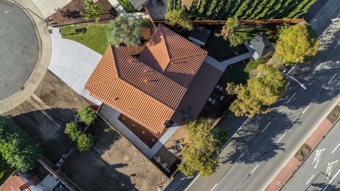 Detail Gallery Image 48 of 50 For 422 Liquidambar Way, Sunnyvale,  CA 94086 - 4 Beds | 2/1 Baths