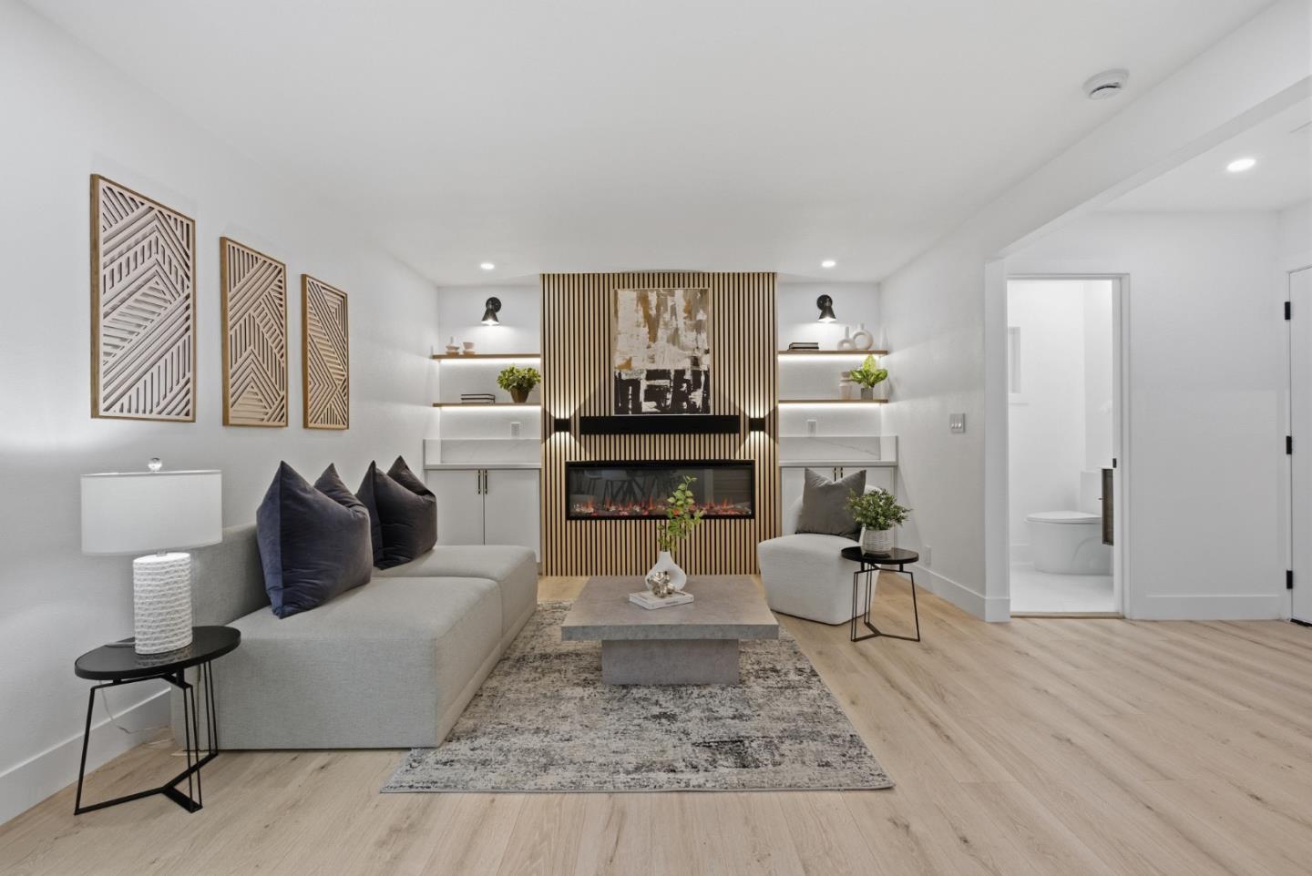 Detail Gallery Image 9 of 50 For 422 Liquidambar Way, Sunnyvale,  CA 94086 - 4 Beds | 2/1 Baths