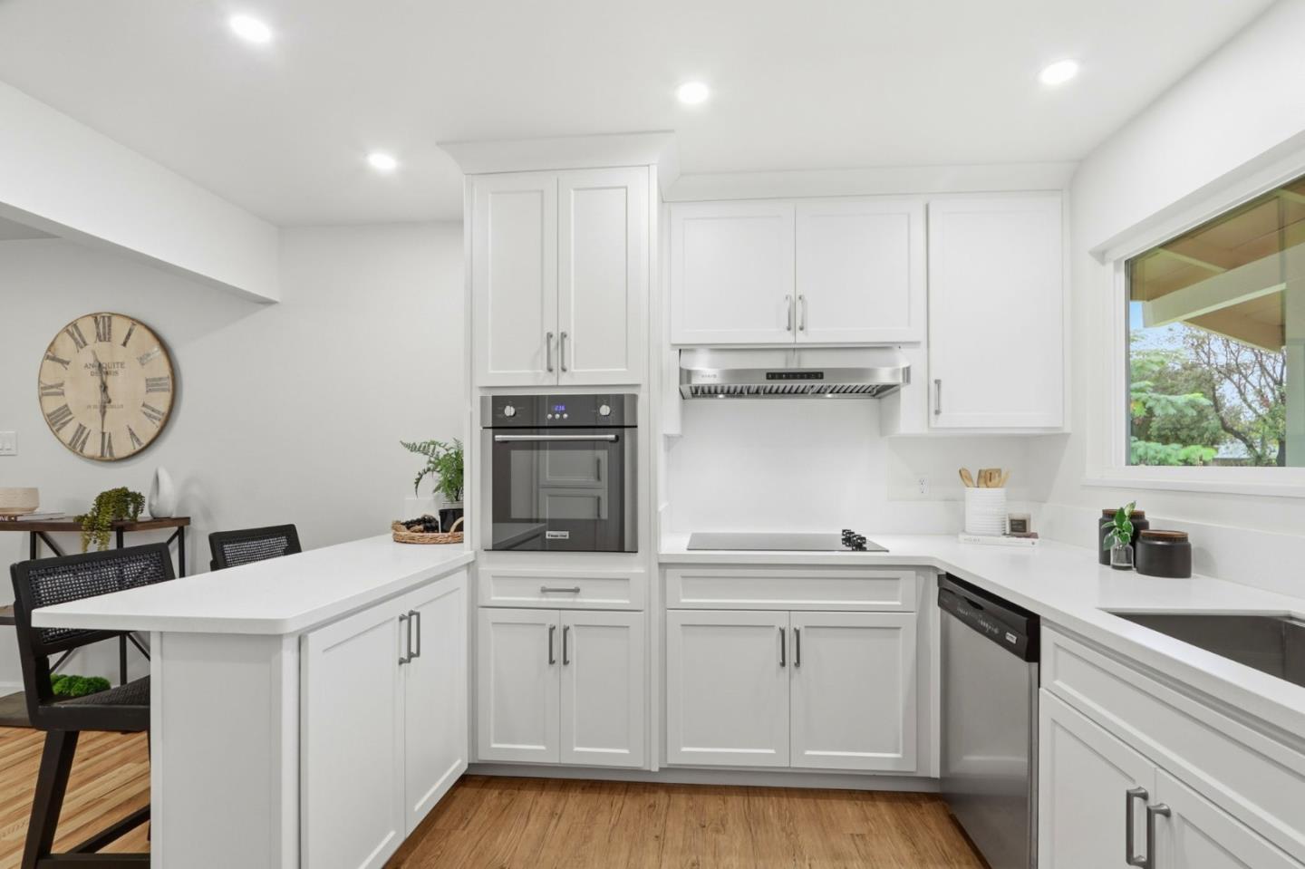 Detail Gallery Image 12 of 43 For 5027 Corbin Ave, San Jose,  CA 95118 - 4 Beds | 2 Baths