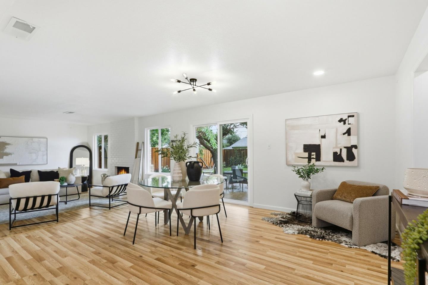 Detail Gallery Image 14 of 43 For 5027 Corbin Ave, San Jose,  CA 95118 - 4 Beds | 2 Baths