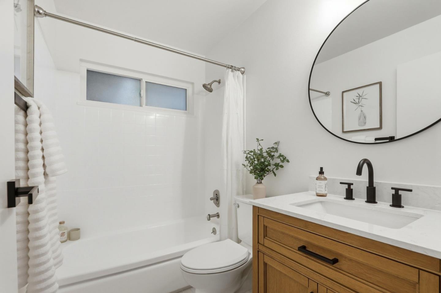 Detail Gallery Image 18 of 43 For 5027 Corbin Ave, San Jose,  CA 95118 - 4 Beds | 2 Baths