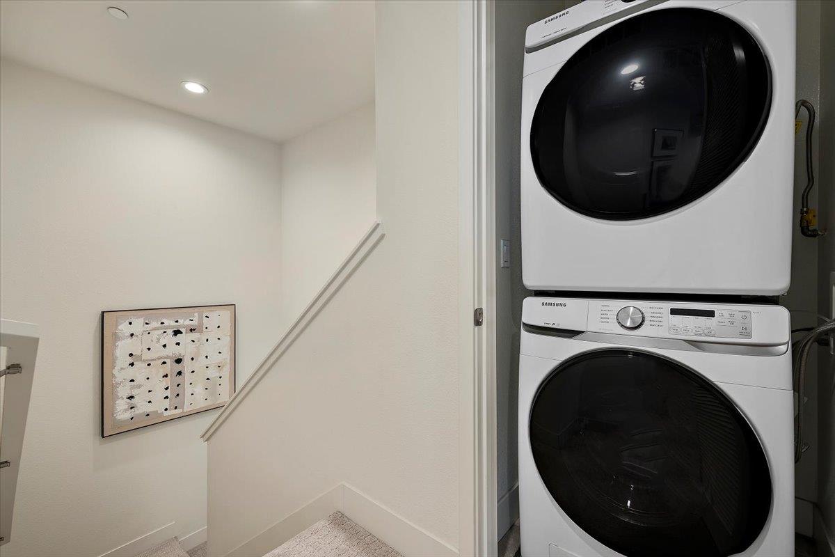 Detail Gallery Image 13 of 29 For 166 Nexus Loop, San Jose,  CA 95110 - 2 Beds | 2/1 Baths