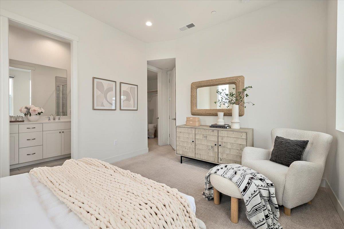 Detail Gallery Image 18 of 29 For 166 Nexus Loop, San Jose,  CA 95110 - 2 Beds | 2/1 Baths