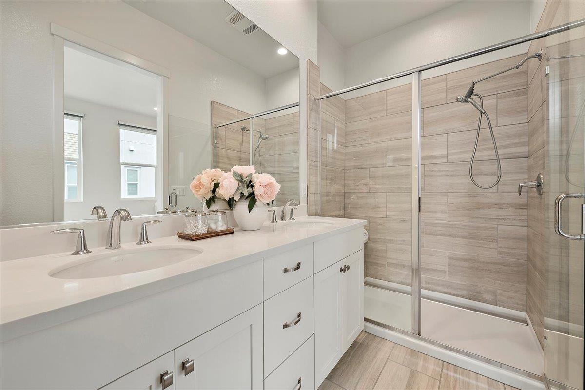 Detail Gallery Image 19 of 29 For 166 Nexus Loop, San Jose,  CA 95110 - 2 Beds | 2/1 Baths