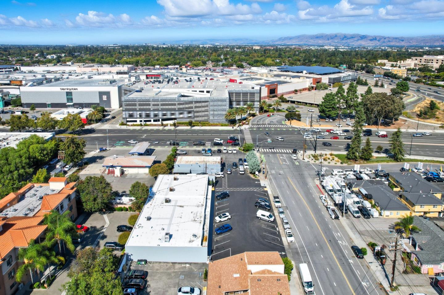 Detail Gallery Image 6 of 8 For 319 S Monroe St, San Jose,  CA 95128 - – Beds | – Baths