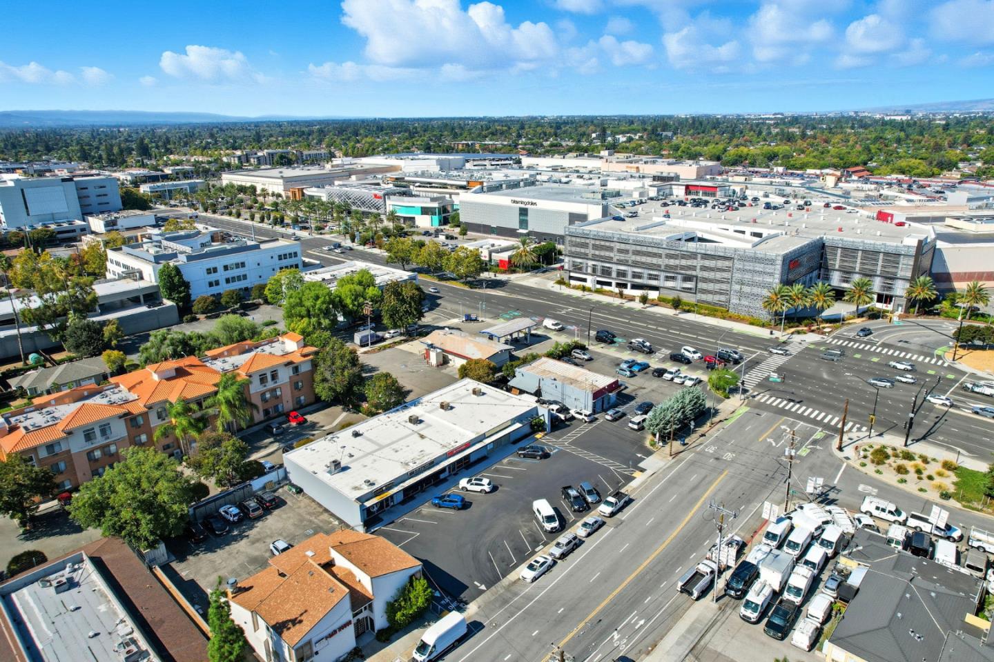 Detail Gallery Image 7 of 8 For 319 S Monroe St, San Jose,  CA 95128 - – Beds | – Baths