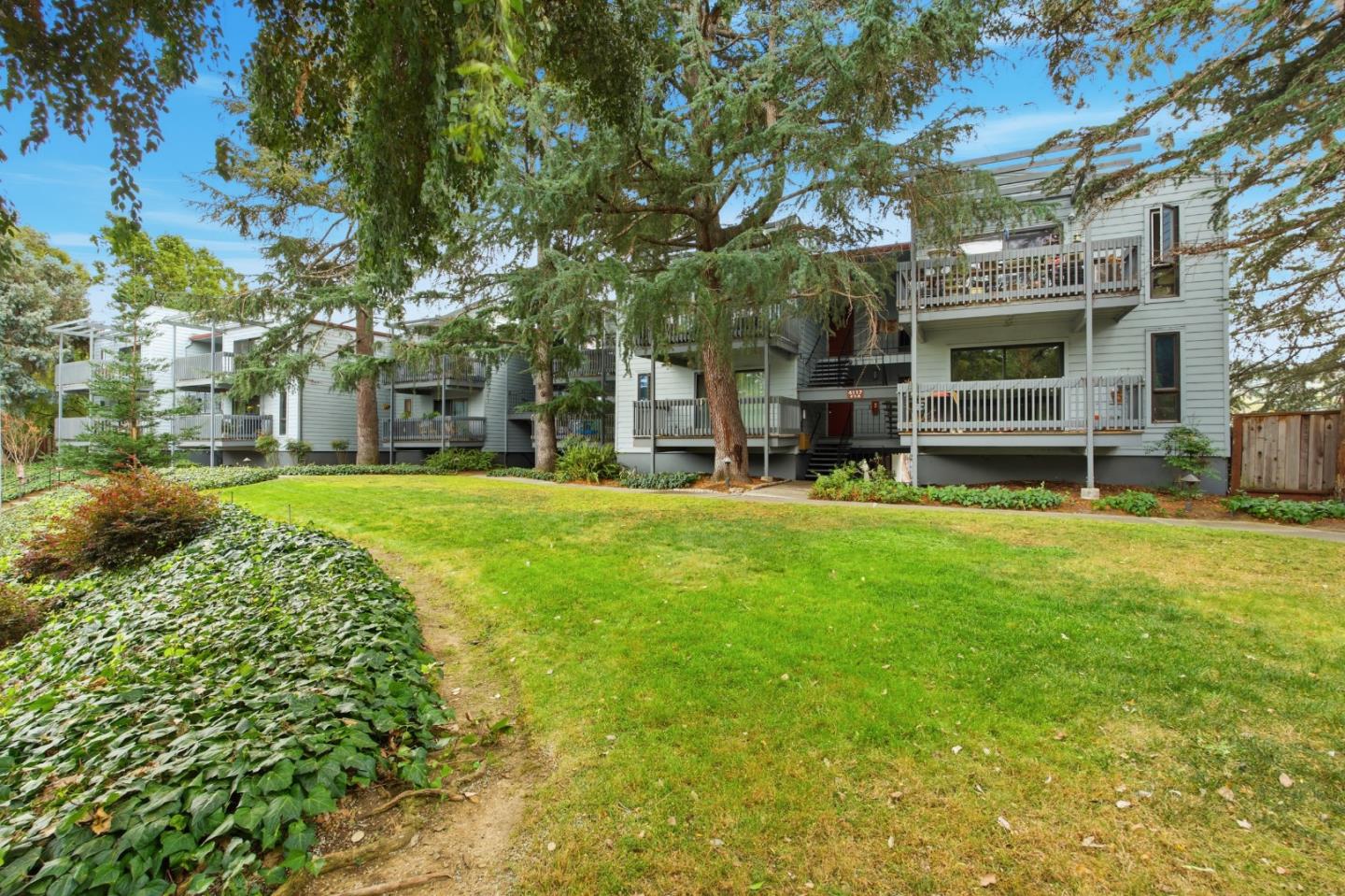 Detail Gallery Image 42 of 49 For 4117 George Ave #4,  San Mateo,  CA 94403 - 1 Beds | 1 Baths