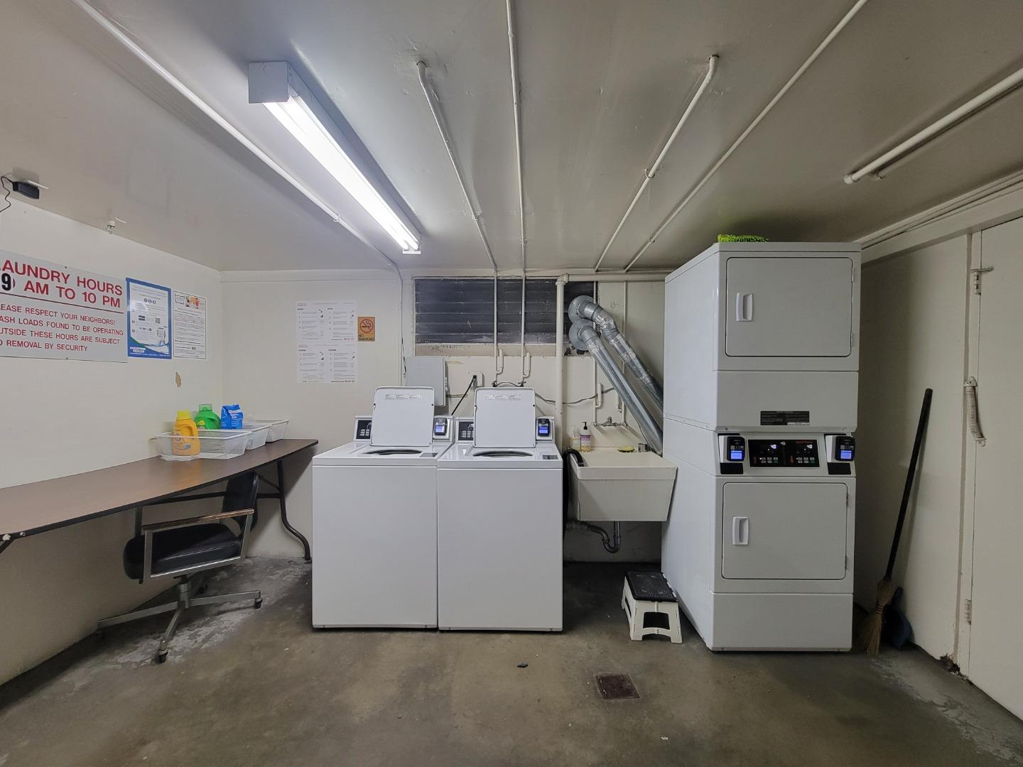 Detail Gallery Image 45 of 49 For 4117 George Ave #4,  San Mateo,  CA 94403 - 1 Beds | 1 Baths