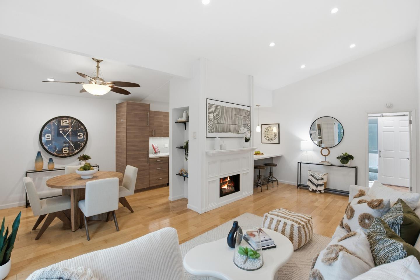 Detail Gallery Image 8 of 49 For 4117 George Ave #4,  San Mateo,  CA 94403 - 1 Beds | 1 Baths