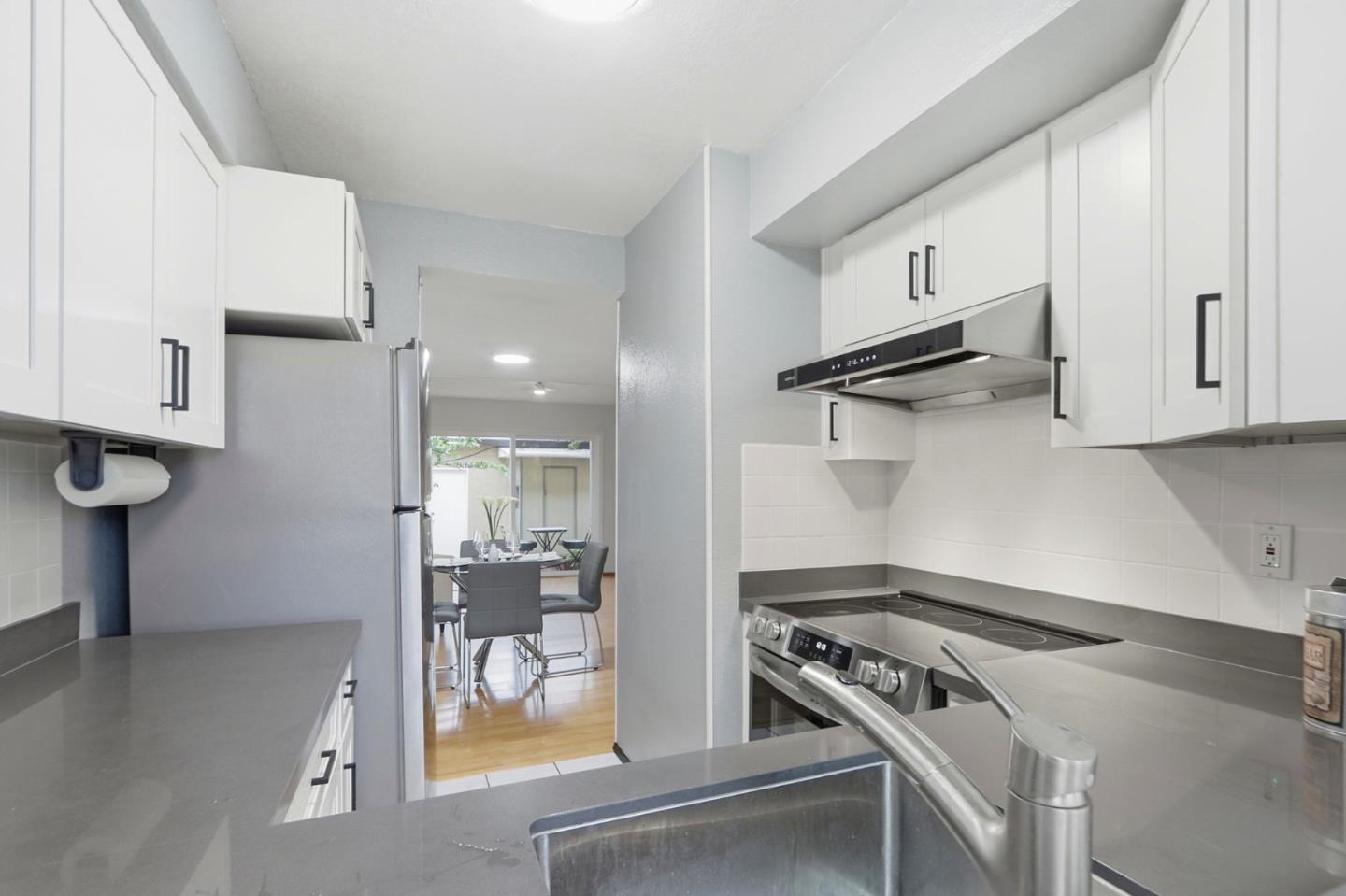 Detail Gallery Image 11 of 32 For 2507 Bankhead Way, San Jose,  CA 95121 - 2 Beds | 1/1 Baths