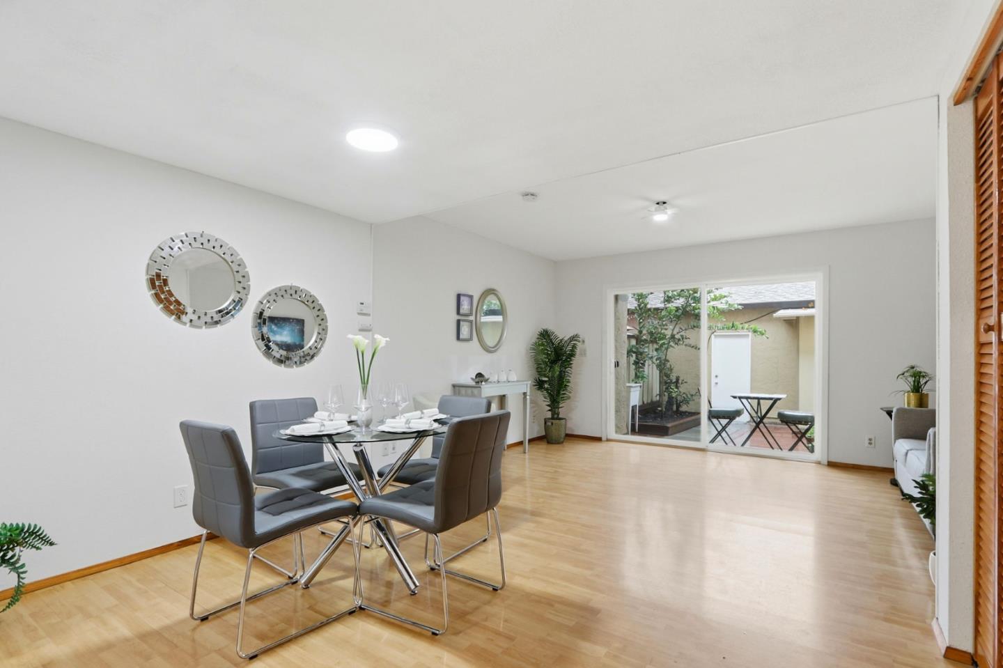 Detail Gallery Image 12 of 32 For 2507 Bankhead Way, San Jose,  CA 95121 - 2 Beds | 1/1 Baths