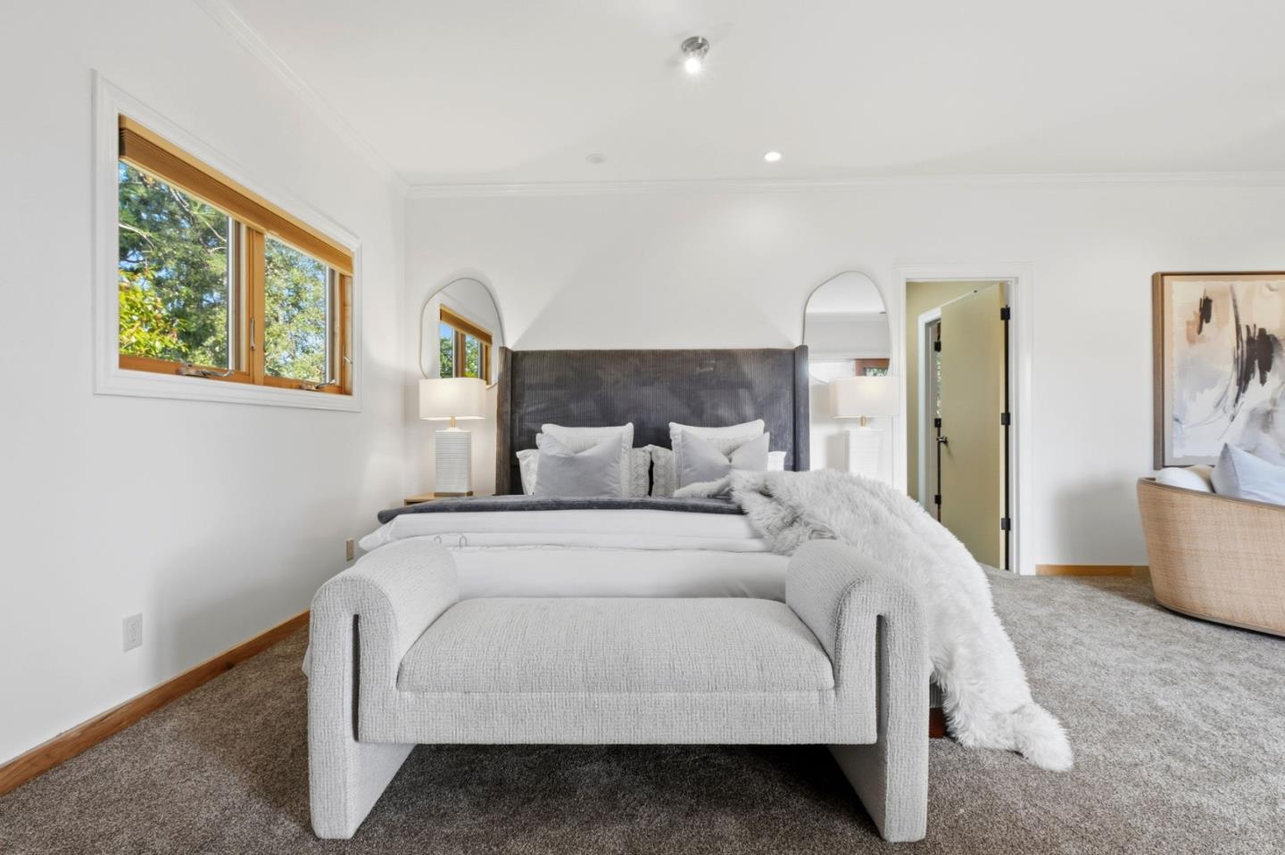 Detail Gallery Image 16 of 42 For 711 W California Way, Redwood City,  CA 94062 - 3 Beds | 3/1 Baths