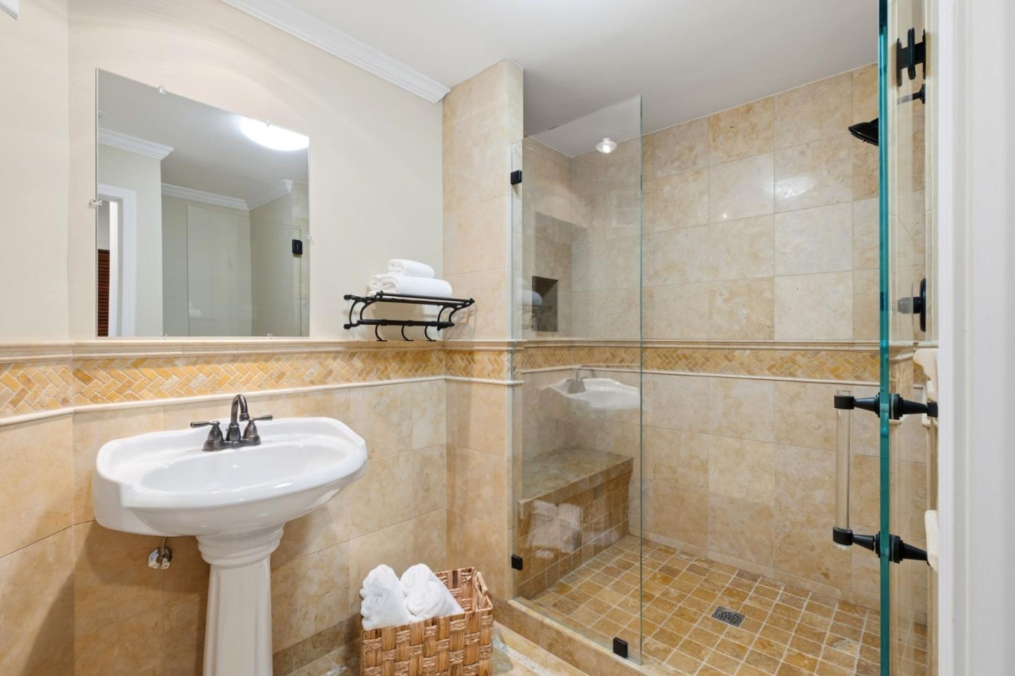 Detail Gallery Image 26 of 42 For 711 W California Way, Redwood City,  CA 94062 - 3 Beds | 3/1 Baths