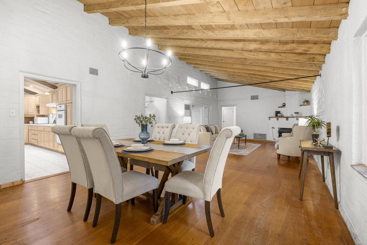 Detail Gallery Image 28 of 76 For 3691 Laguna Ave, Palo Alto,  CA 94306 - 3 Beds | 2 Baths