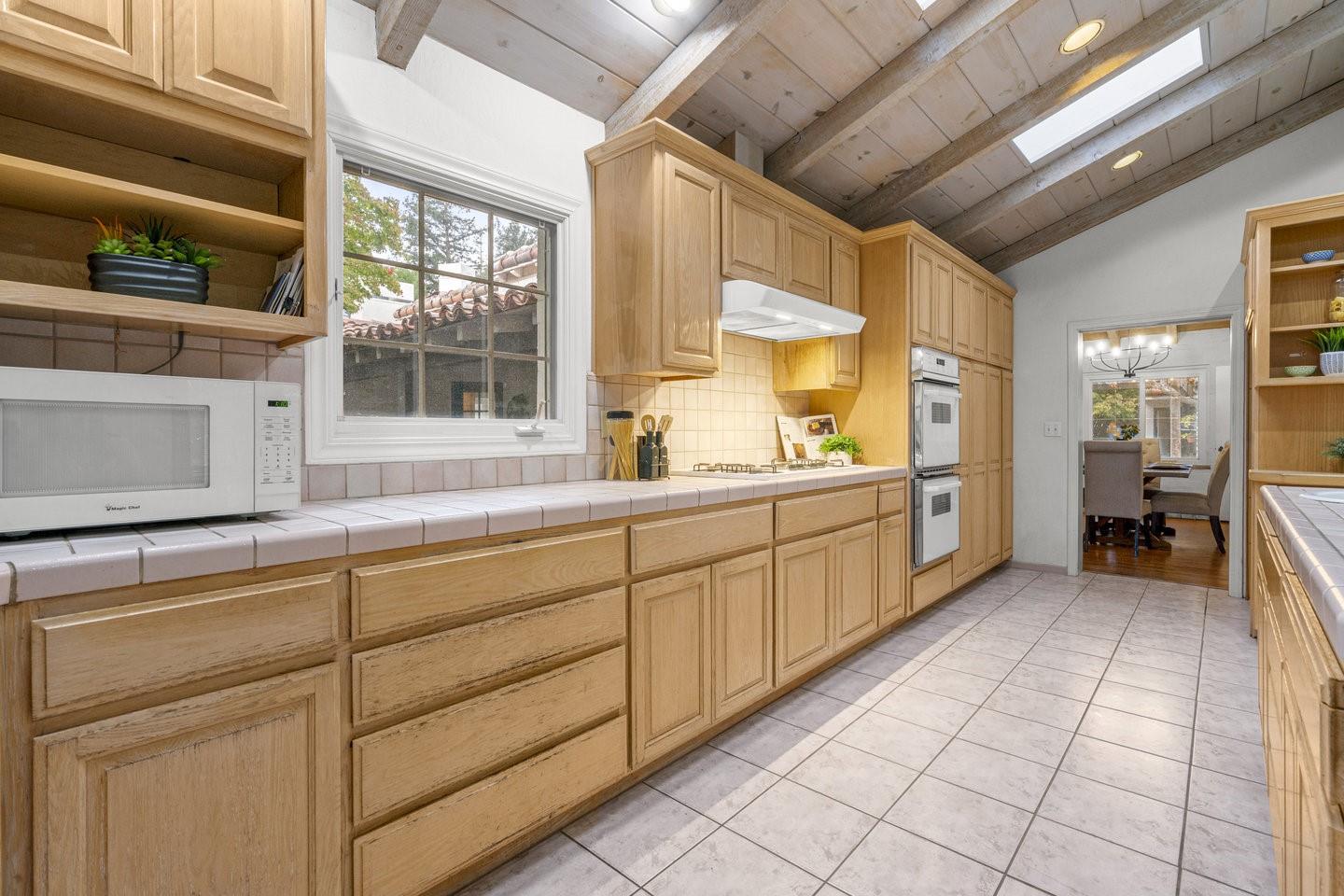 Detail Gallery Image 32 of 76 For 3691 Laguna Ave, Palo Alto,  CA 94306 - 3 Beds | 2 Baths