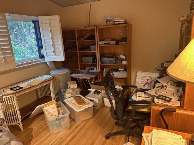 Detail Gallery Image 23 of 54 For 525 Wellington Dr, San Carlos,  CA 94070 - 4 Beds | 3 Baths