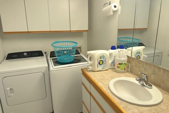 Detail Gallery Image 29 of 54 For 525 Wellington Dr, San Carlos,  CA 94070 - 4 Beds | 3 Baths