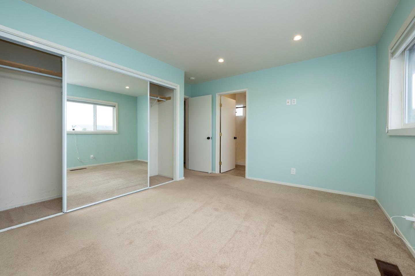 Detail Gallery Image 16 of 39 For 1089 Sycamore Dr, Millbrae,  CA 94030 - 3 Beds | 2 Baths