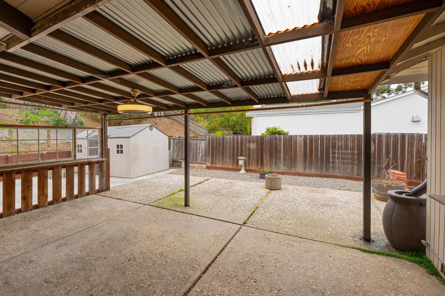 Detail Gallery Image 22 of 39 For 1089 Sycamore Dr, Millbrae,  CA 94030 - 3 Beds | 2 Baths