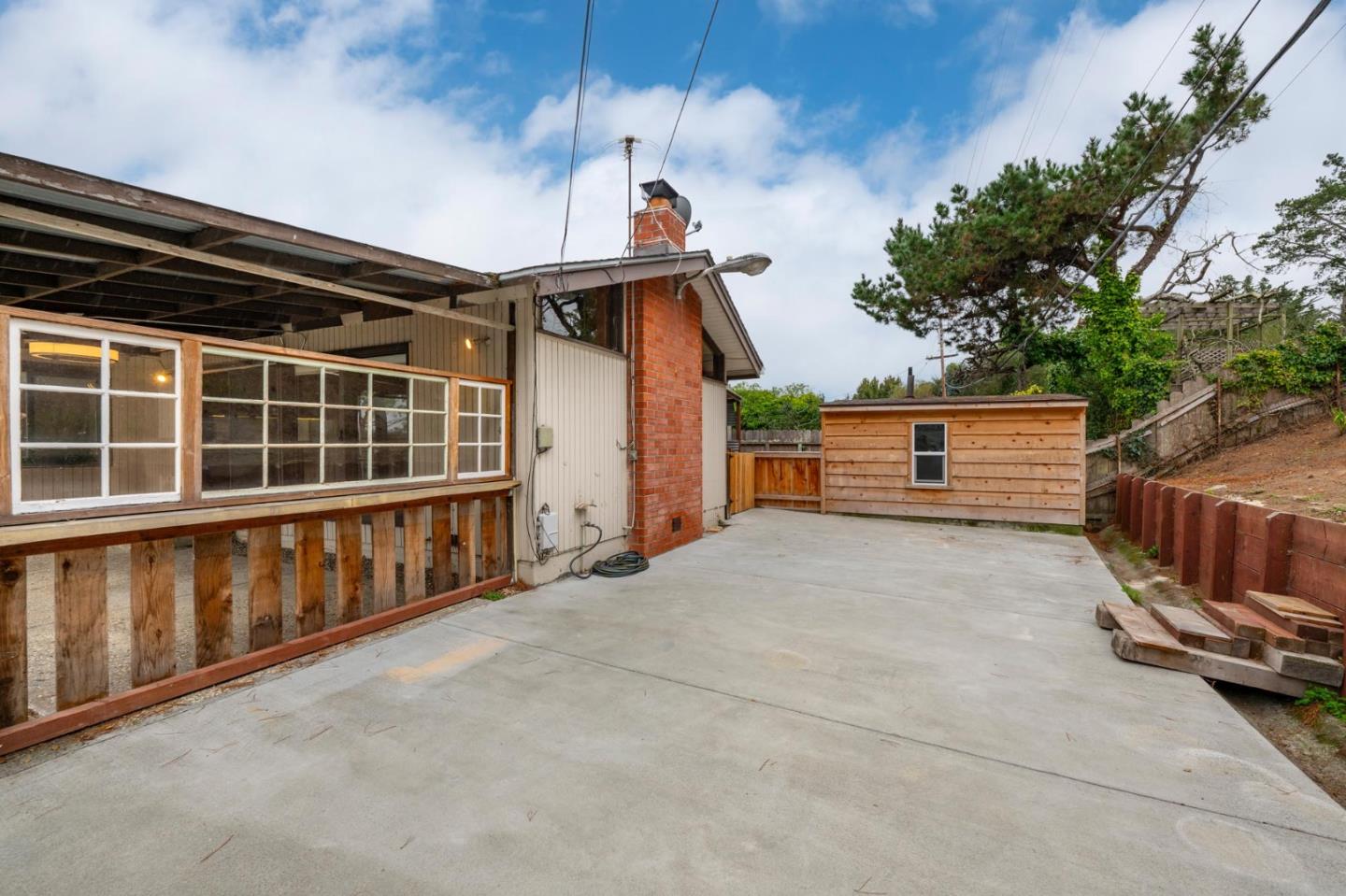 Detail Gallery Image 24 of 39 For 1089 Sycamore Dr, Millbrae,  CA 94030 - 3 Beds | 2 Baths