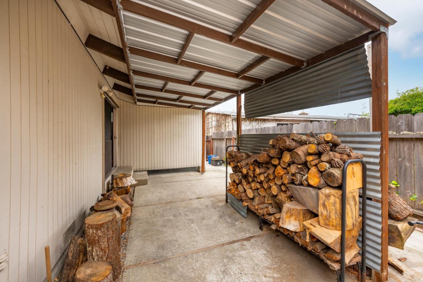 Detail Gallery Image 26 of 39 For 1089 Sycamore Dr, Millbrae,  CA 94030 - 3 Beds | 2 Baths